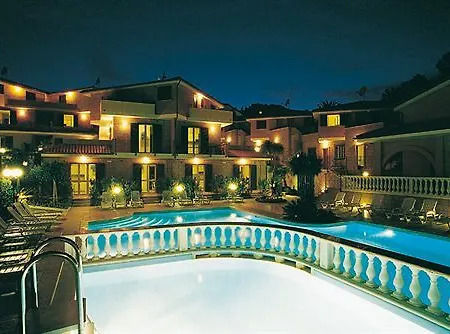 아파트호텔 Il Borgo 3*