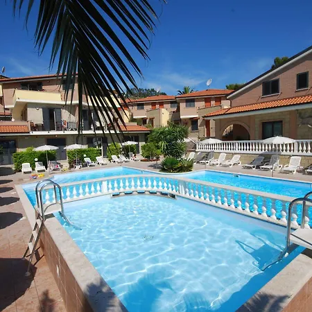 Il Borgo 아파트호텔 3*