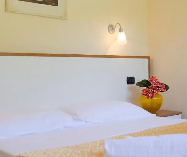 Il Borgo 3* Tortoreto