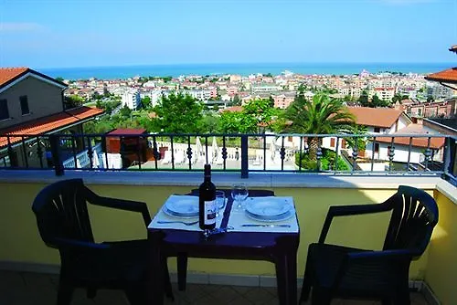 Apartmanhotel Il Borgo 3*